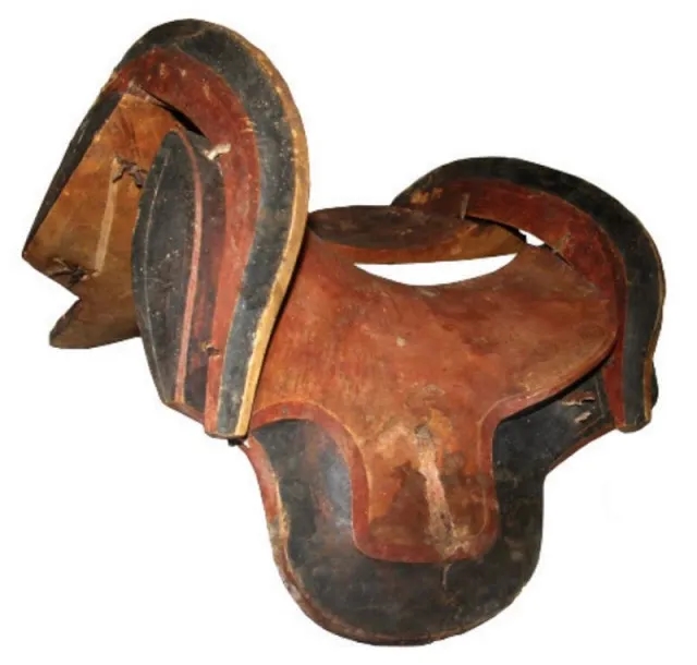 Mongolskie siodło co to? Odkryj jego niezwykłe cechy i historię